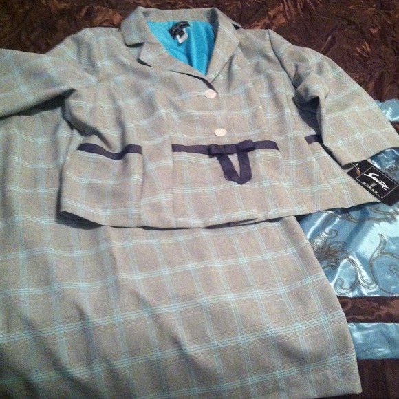 New with tags dress set