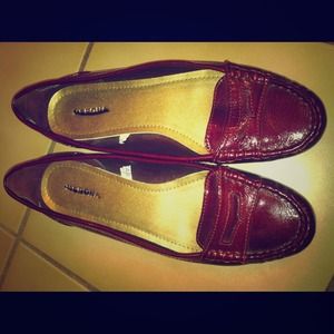 Burgundy loafer flats size 8 1/2