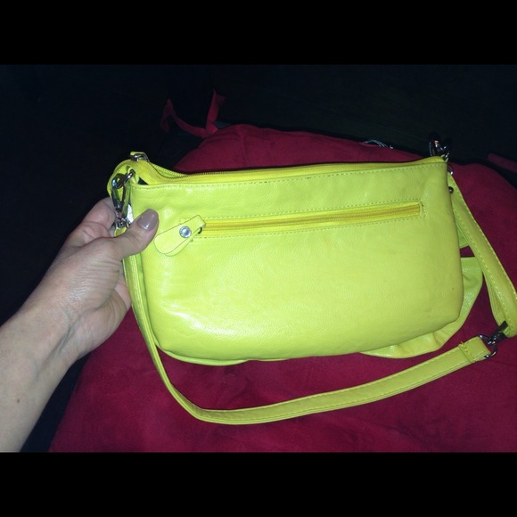 Canary yellow Salvatore Ferragamo clutch/wristlet - Picture 3 of 4