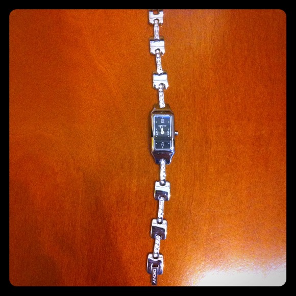 DKNY watch ⌚