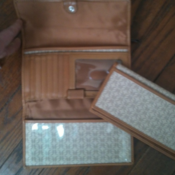 Fossil Wallet - Picture 2 of 3