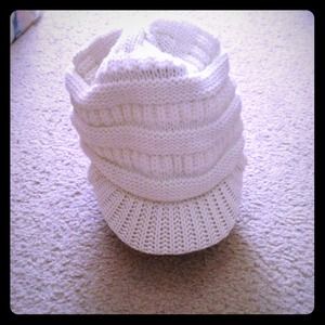 White knitted hat