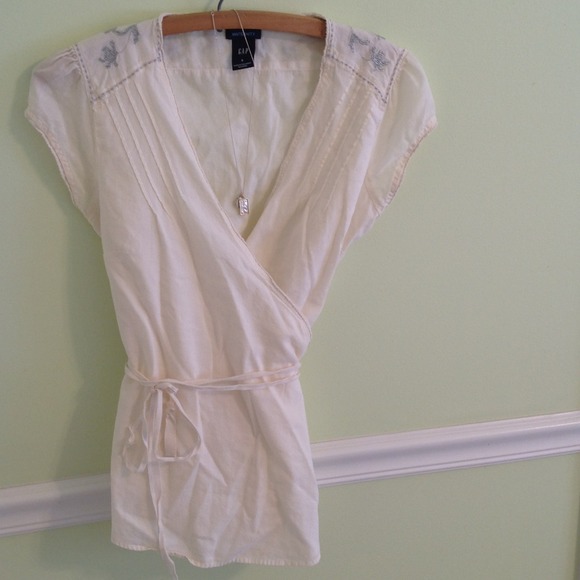 ***SOLD***Wrap maternity top