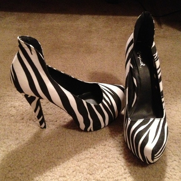 Zebra print 6 inch high heel