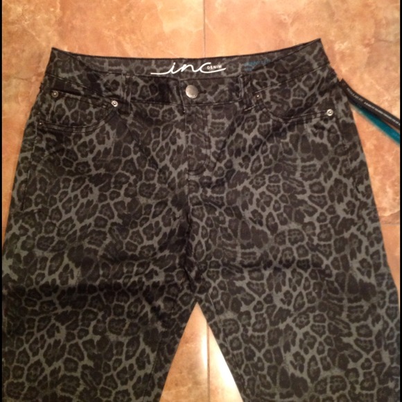 🌹OUT OF STOCK🌹INC Skinny Jeans - Picture 2 of 4