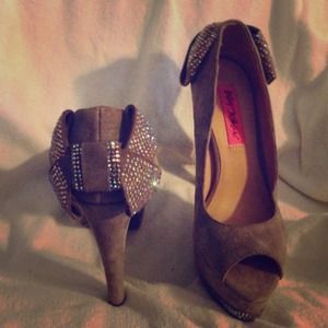 Reserved *****Betsy Johnson peep toe heels