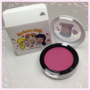 MAC Archie's Girls - Veronica Powder Blush