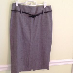 Grey pencil skirt