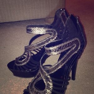 Too zap phh upfrt reptile heels