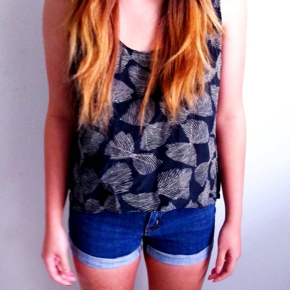 Bow Top - Picture 3 of 4