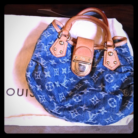 💯 Authentic Spirit Cabas LV purse 👜