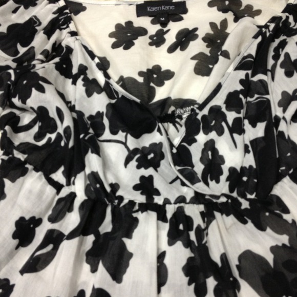 Karen Kane top - Picture 2 of 3