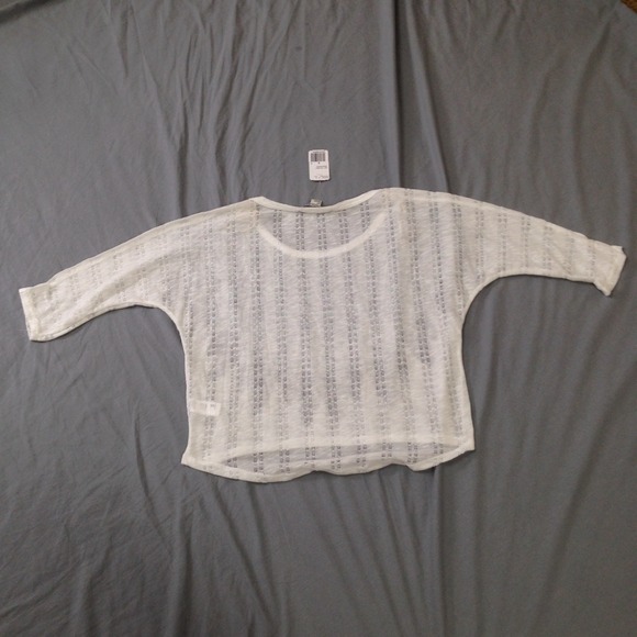 ❌BUNDLED❌ 🆕 FOREVER 21 knit top - Picture 2 of 3