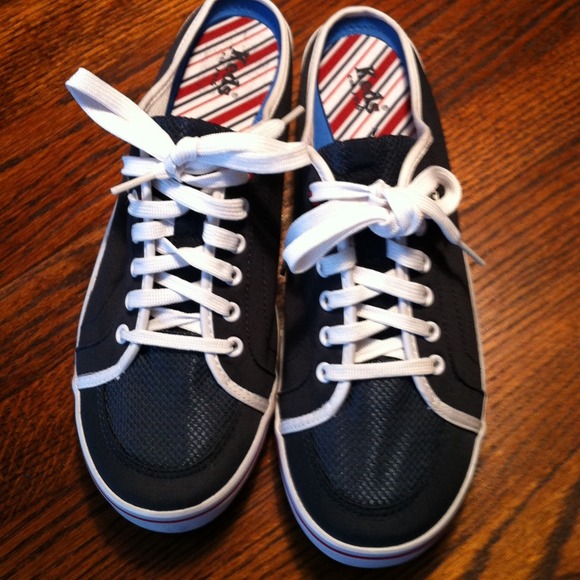 Keds navy slip on tennis shoes          Never Worn