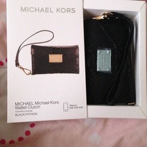 MK Wallet Clutch for iPhone 5🔴LAST ONE