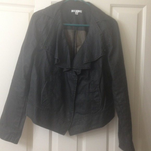 ❌❌❌❌sold❌❌❌❌ ruffle jacket