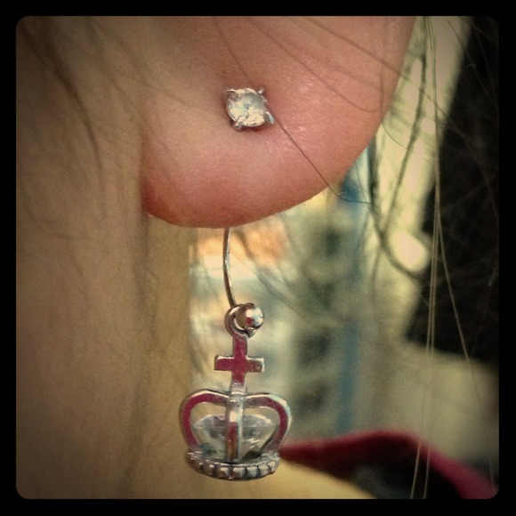 One of a kind Studs with a cute back <3