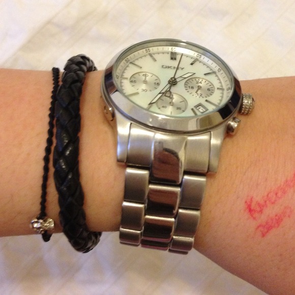 ❌SOLD DKNY watch - Picture 3 of 3