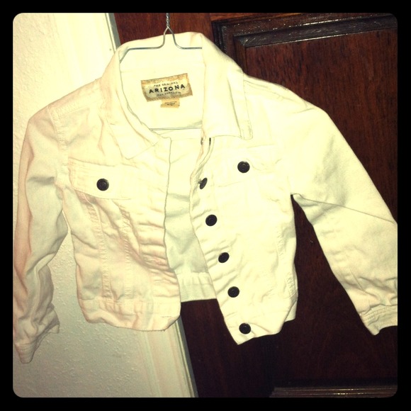 ❌sold❌Girls White Jean Jacket.