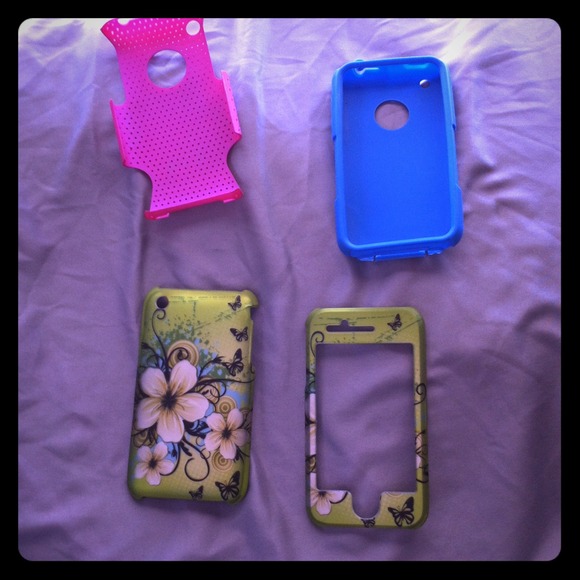 2 iPhone 3GS cases 📱📱
