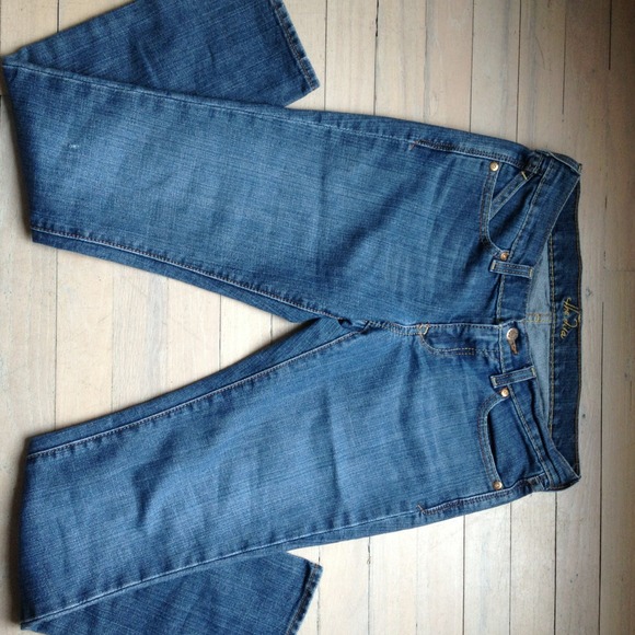 Medium wash "Diva" skinny jeans