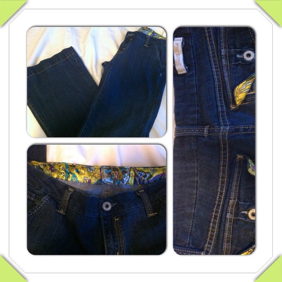 Miss Me Denim - Miss me size 31 X 31 stretch paisley jeans