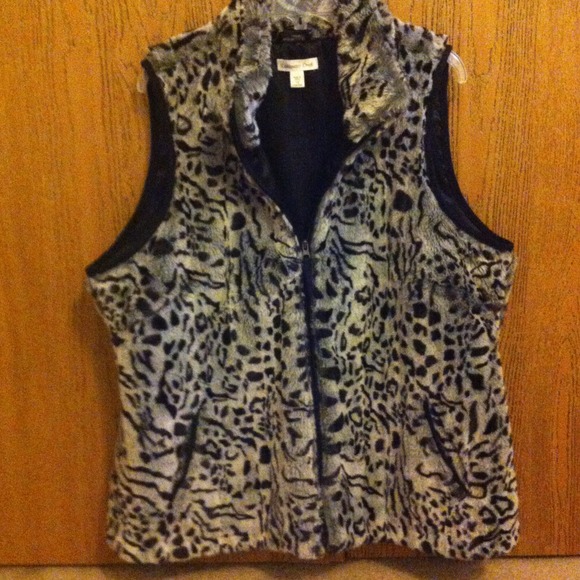 SOLD!! Coldwater Creek, Leopard Print Vest, 1x