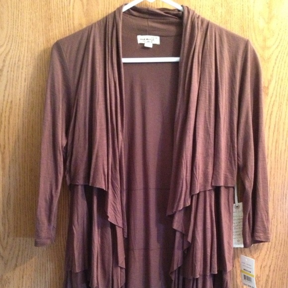 One World Ruffle Cardigan - Picture 2 of 4