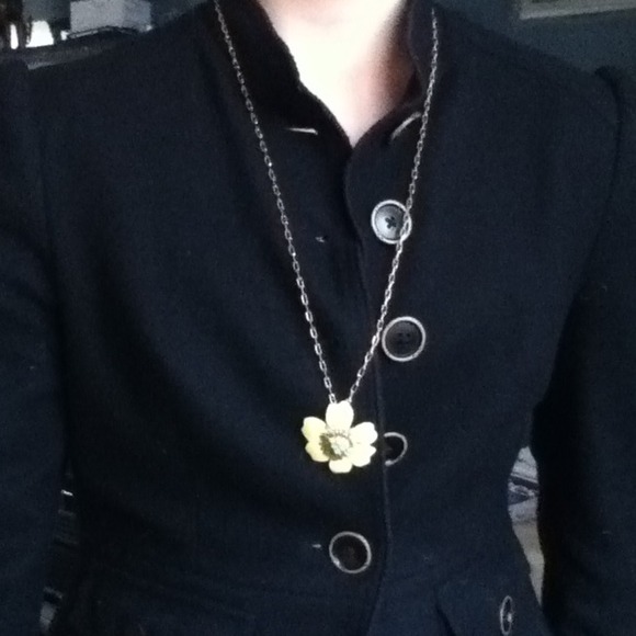 Jcrew outlet daisy necklace