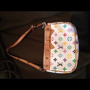 LV purse