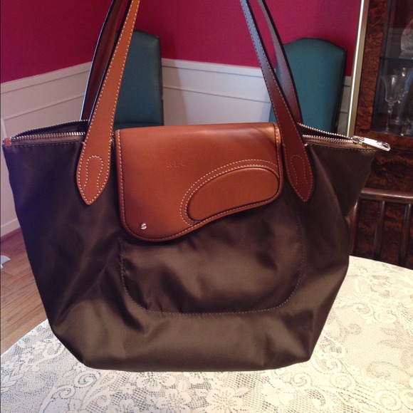 Ralph Lauren Handbags - Lauren Ralph Lauren Vinyl Handbag