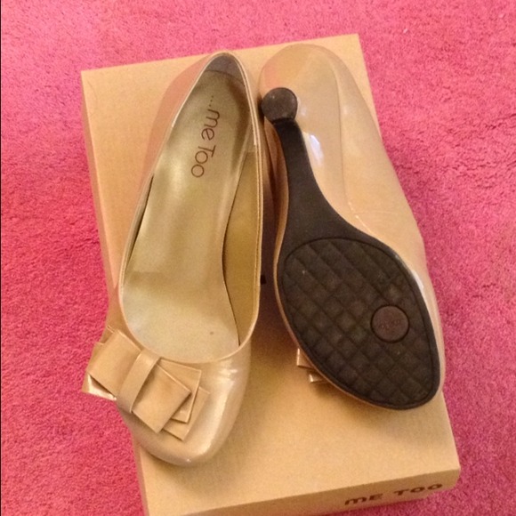 🔴SOLD🔴🌟SALE🌟 Nude patent wedge heel - Picture 3 of 4