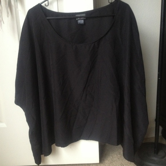 Cape like light top