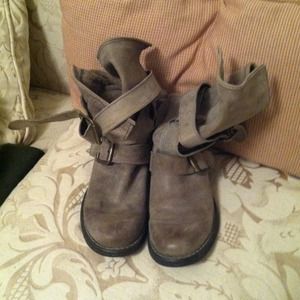 Steve Madden boots