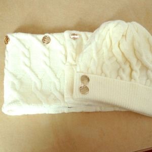 NWOT winter hat and neck wrap