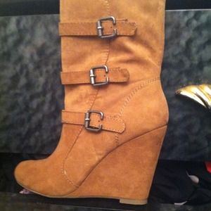 Wedge booties