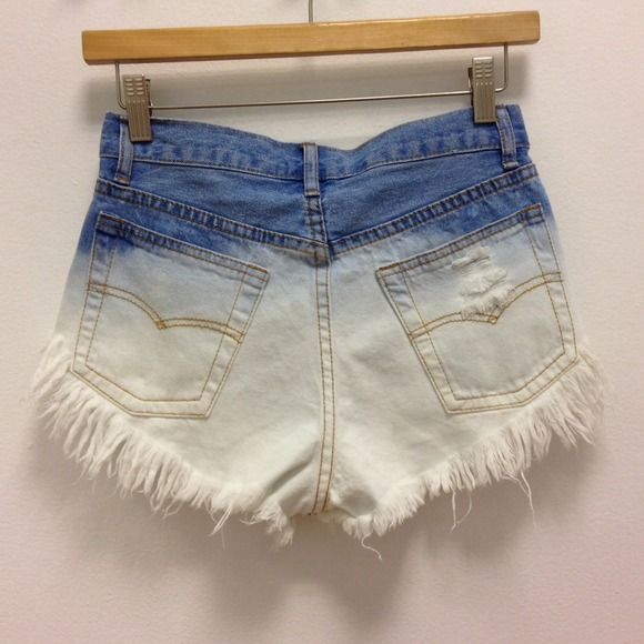 ✖ SOLD ✖ High-Waisted Frayed Ombre Denim Cutoffs - Picture 4 of 4