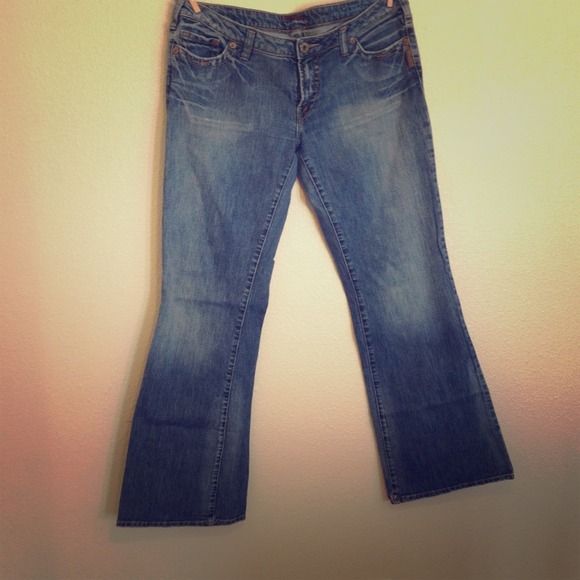 Silver Jeans- reduced! ⭐ - Picture 1 of 4