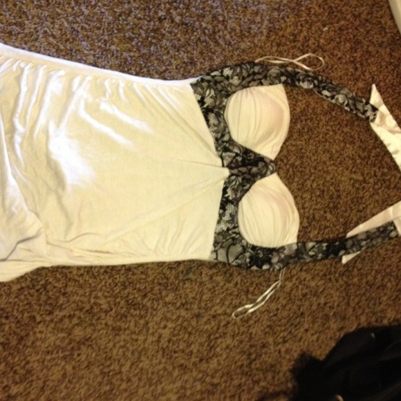 Charlotte Russe black n white halter