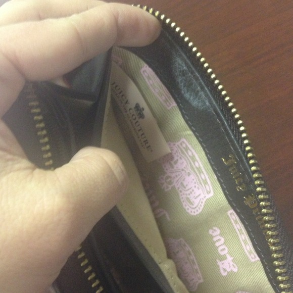 SOLD Juicy Couture wallet - Picture 4 of 4