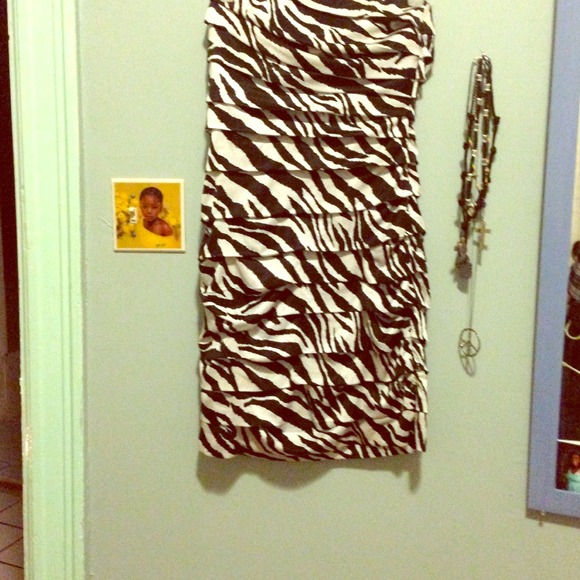 Strapless zebra print dress