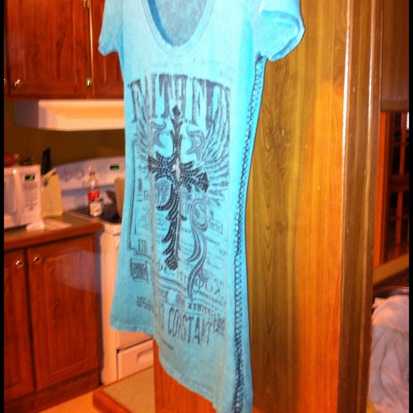🚩SOLD🚩❤❤DAYTRIP SHIRT❤❤ - Picture 2 of 4