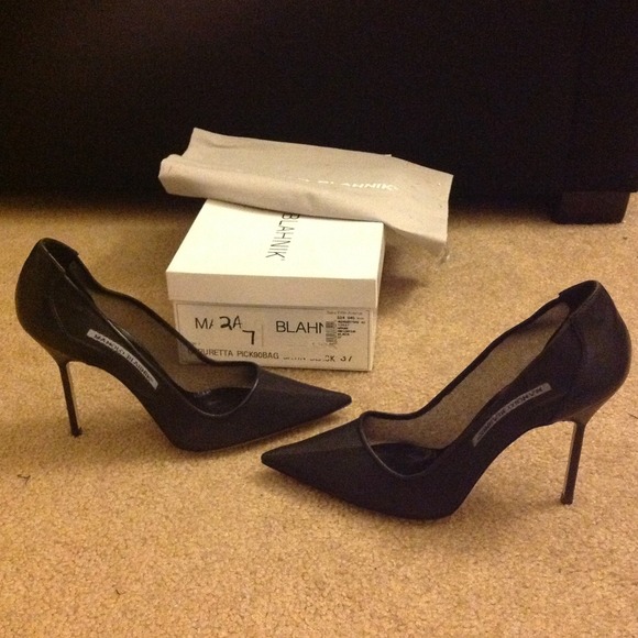 ** SOLD ** Authentic MANOLO BLAHNIK women's heels - Picture 3 of 4