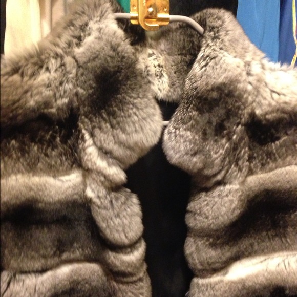 📛 Reserved-- Chinchilla fur coat