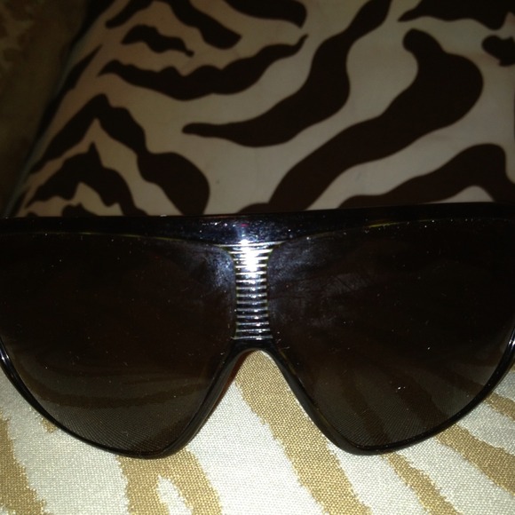 REDUCED??Authentic Valentino sunglasses? main image 4