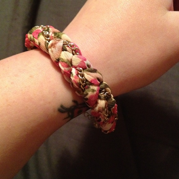 Bracelet.
