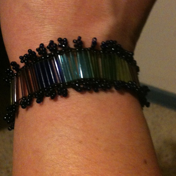 Hand stitched stretch bracelet. - Picture 2 of 2