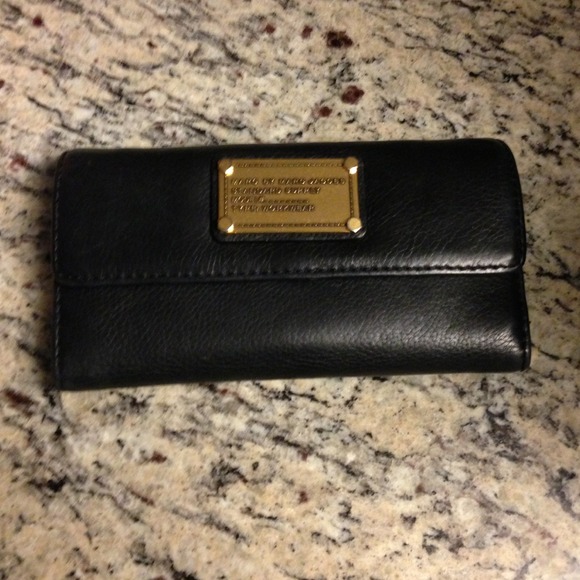 RESERVED @nicole_i Marc by Marc Jacobs wallet