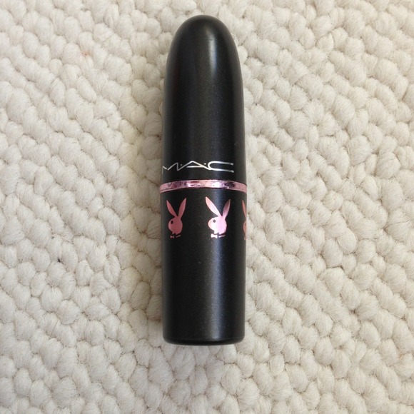 🚫SOLD🚫💞MAC LMT edition playboy bunny lipstick💞