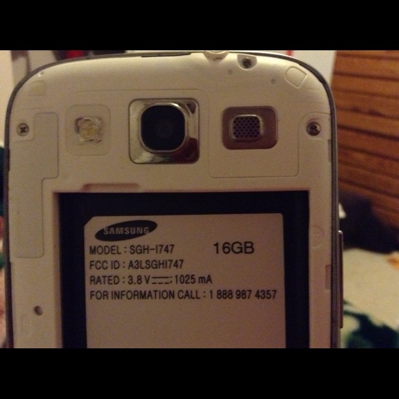 SOLD****Galaxy s3 - Picture 4 of 4